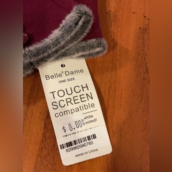 Burgundy gloves - Picture 2 of 2